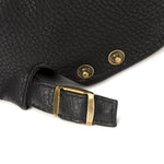 Casquette Plate en Faux Cuir